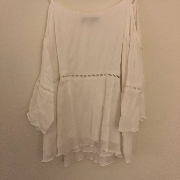 1. State Peasant Top in Cloud cold shoulder S - Picture 6 of 6